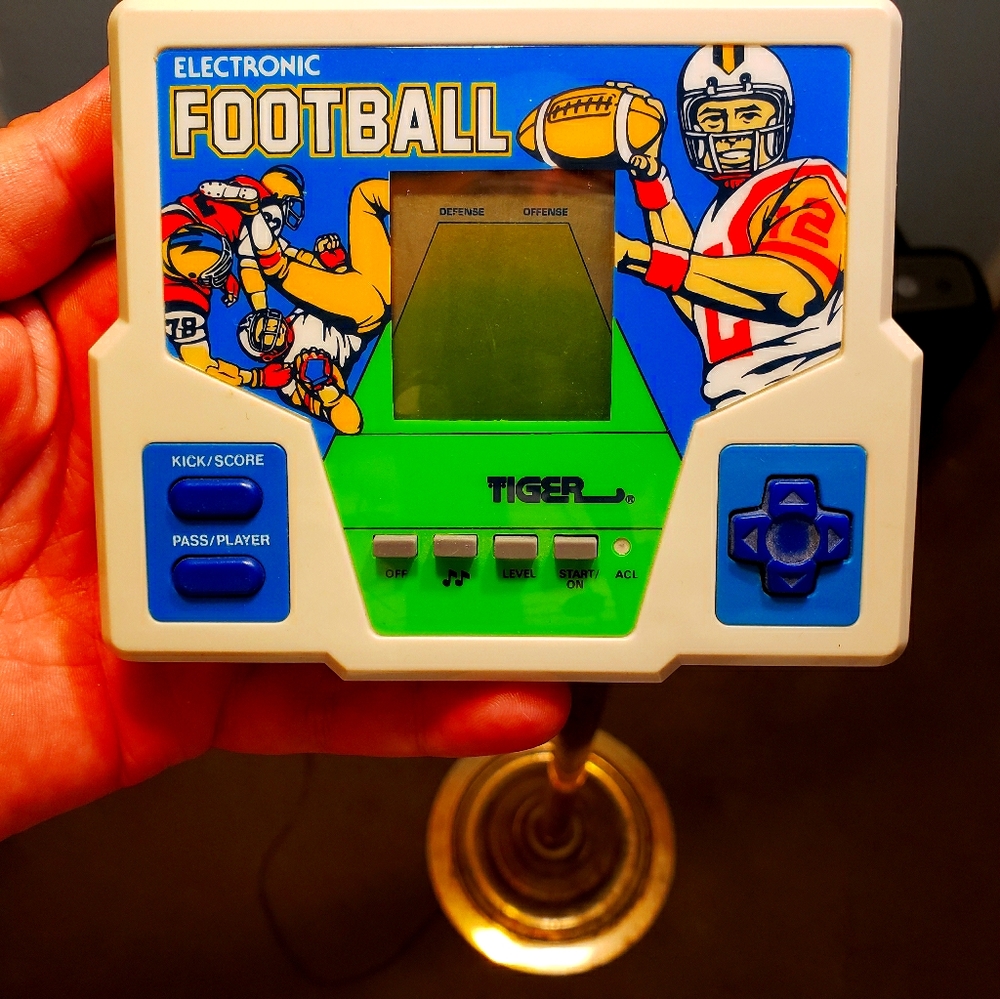1987 Tiger handheld electronic game. FOOTBALL.